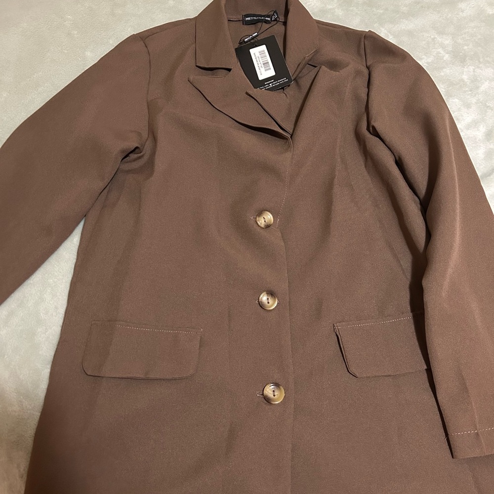 PrettyLittleThing Brown Blazer Structured Timeless Design